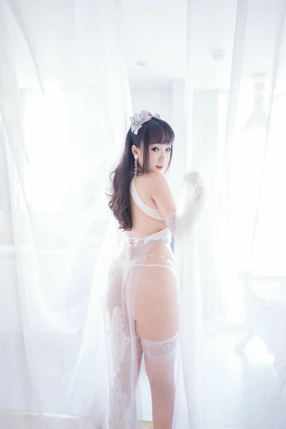 图片[42]-胡桃貓Kurumineko – 白靡煙旗袍 【106P】 – COSPLAY-御萝部落