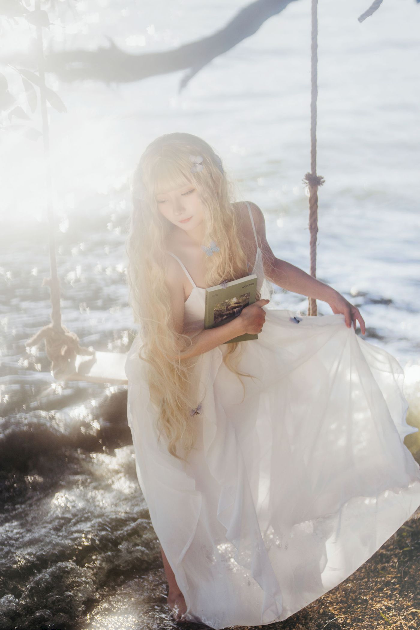 白裙美女是三不是世w