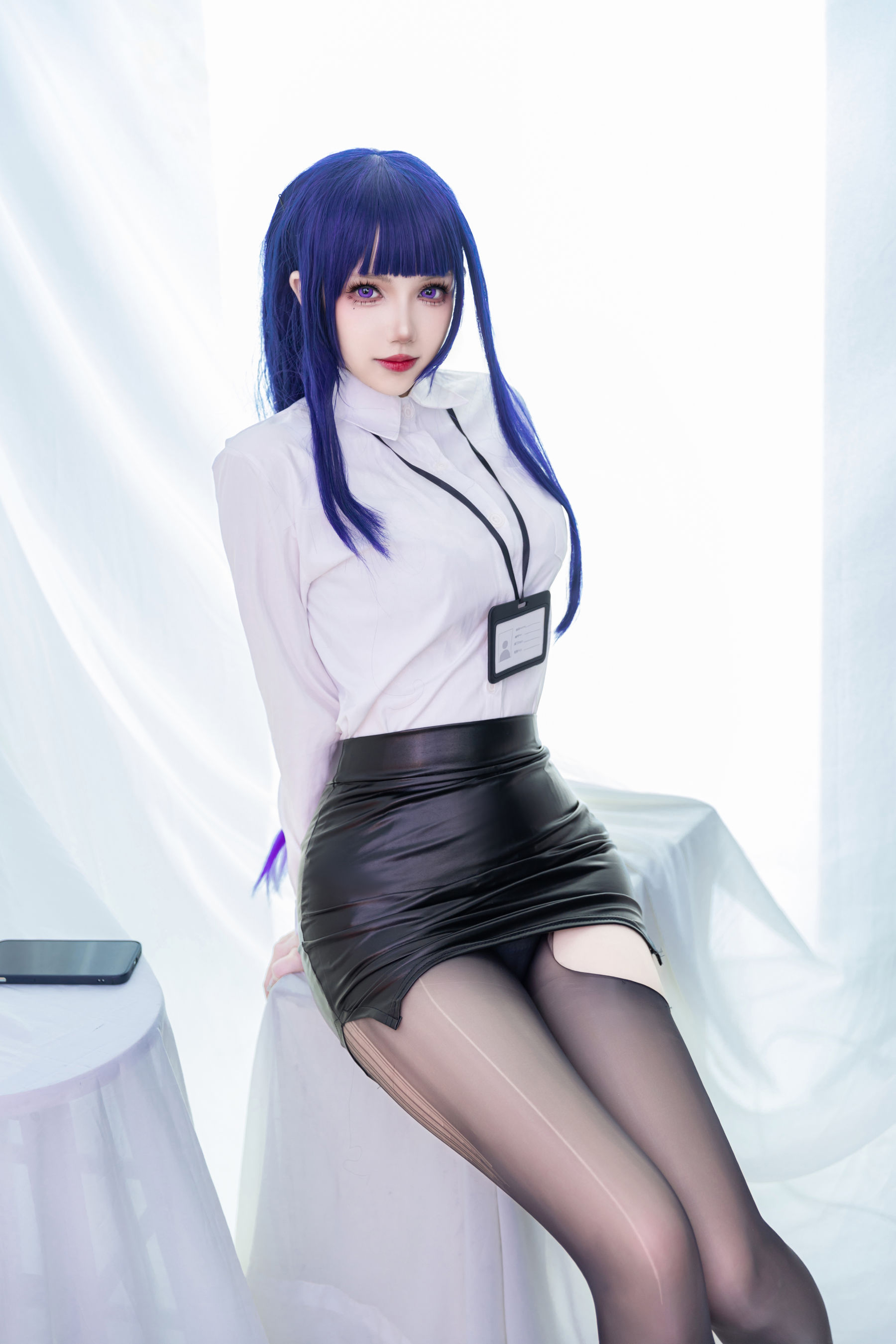 雪晴Astra白衬衫黑色短皮裙COS雷电将军