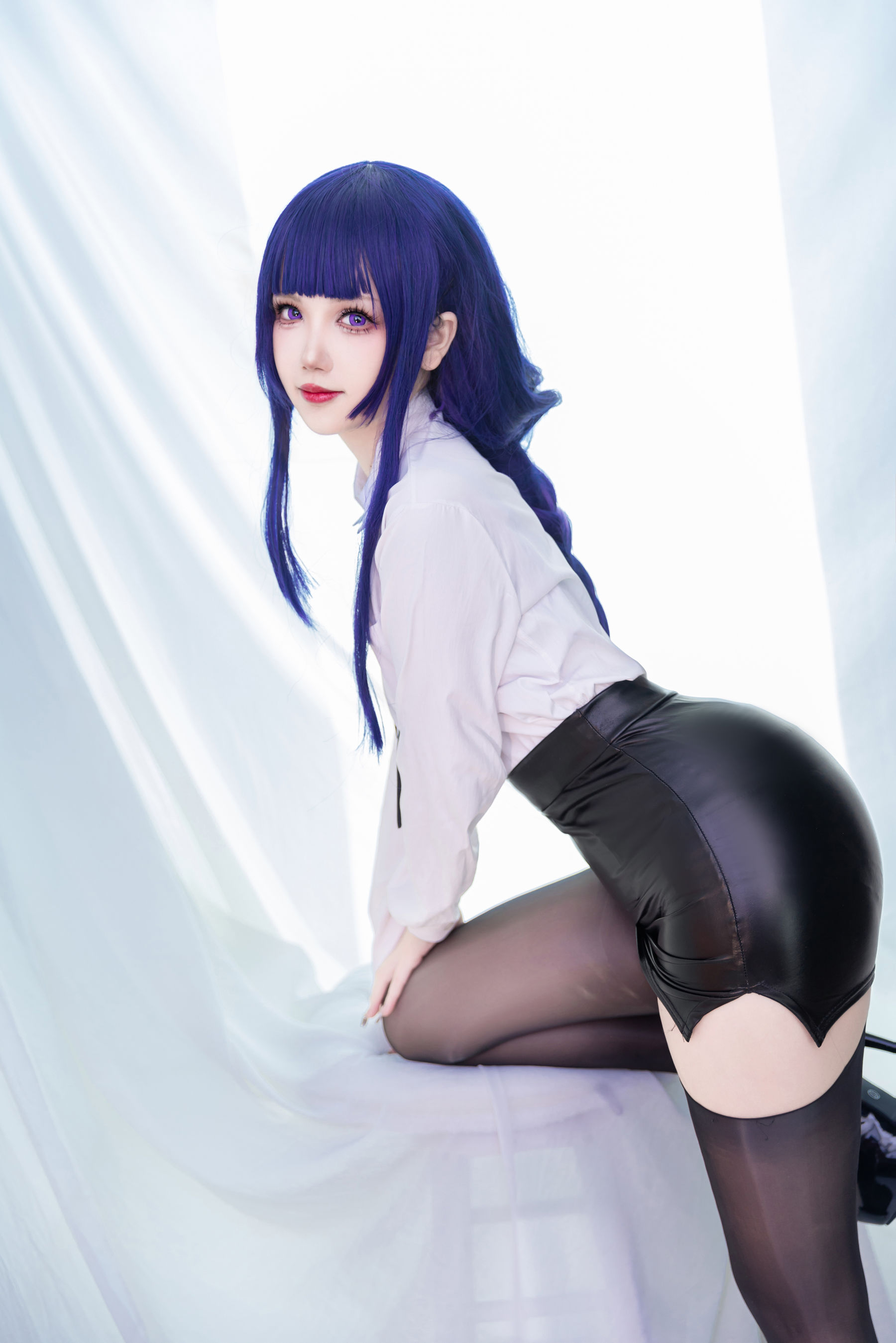 雪晴Astra白衬衫黑色短皮裙COS雷电将军